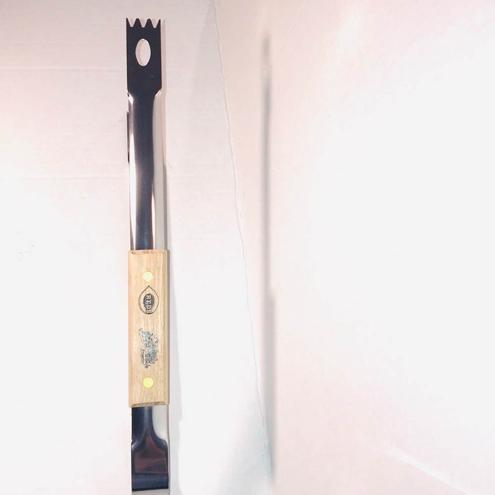 NWOT Cincinnati Reds Grilling Set John Morrell - Picture 5 of 5